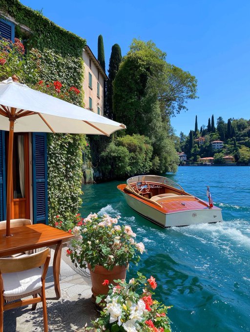 purelivn's tweet image. Lake Como 💙