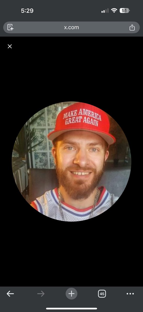 TheFlyingBembry's tweet photo. @DJ_Phillie @DrClownPhD You calling someone ugly is hilarious https://t.co/dJUY8rpUeE