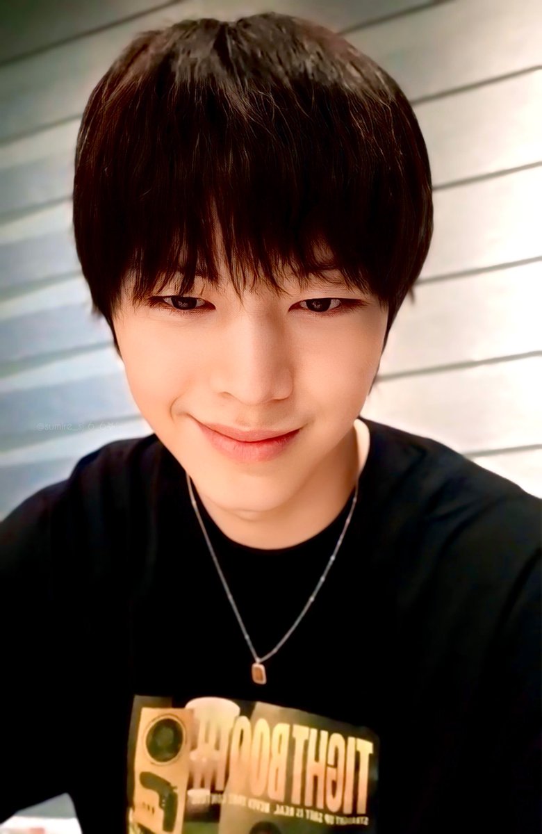 1週間お疲れ様でした✧*。 BTOBもMelodyもいい週末をすごしてね𖤐*̩̩͙