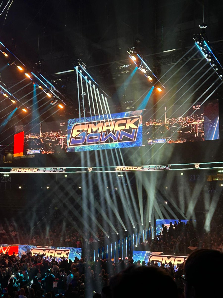 OOOOHHHH DREW MCINTYRE