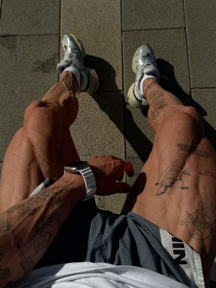 kingoffhell66's tweet image. 📸ׅ    ━   ﹫Satã_
                𝙢αde  α  𝙣𝙚𝙬   ›   𝗣𝗢𝗦𝗧   ▾ 

           E o treino de perna tá em dia?