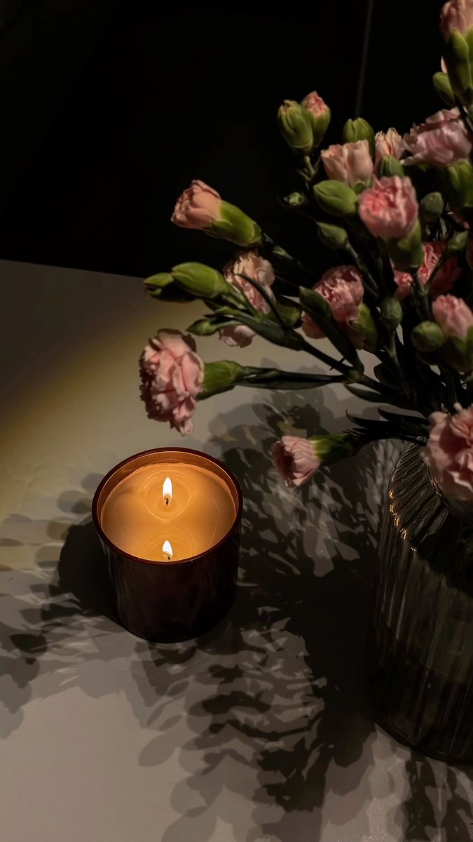 جُزء كبيّر مِن أناقتنا، هِي 
اختيّار مُفردات حديثنا"🖤.

'😴