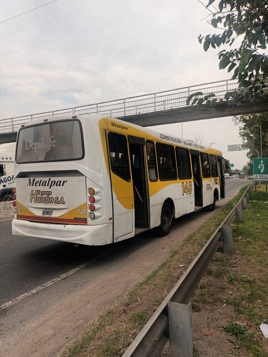 Desde las 00:00 hs se reestablece el servicio de #Linea148 en sus ramales C y H.
Agradecemos a todos los que colaboraron durante estos días y a quienes hacen posible la continuidad del servicio.