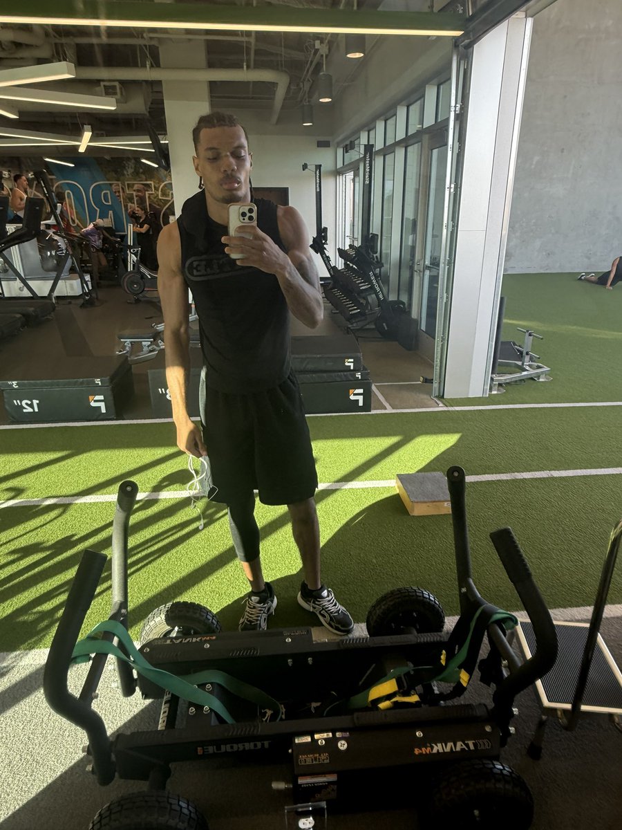 TheJaydenGibson's tweet photo. thank you so much advent health orlando 🤞🏽 ain’t felt this good in a minute https://t.co/kyWSxnahlD