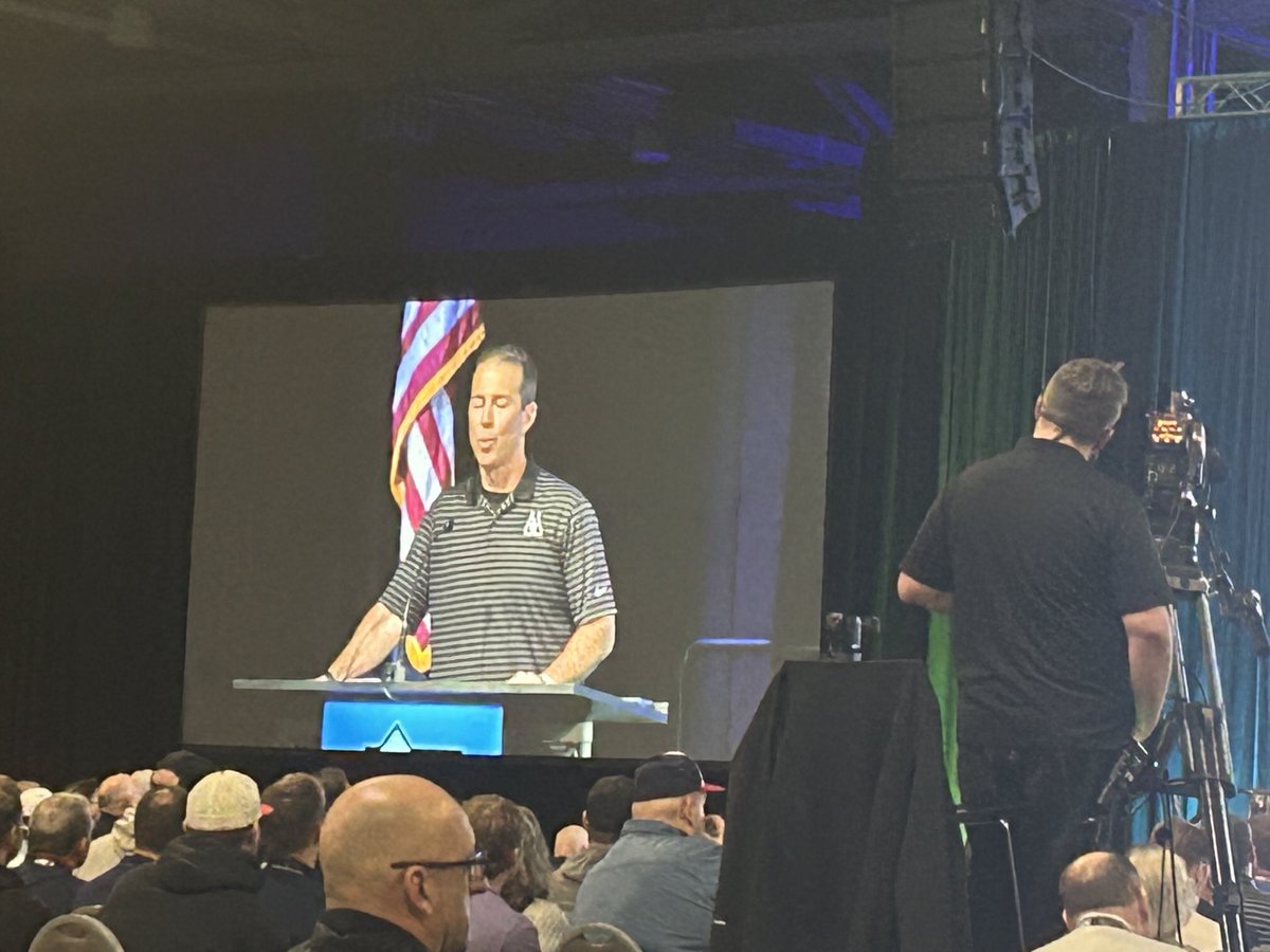 Chris Pollard tweet media