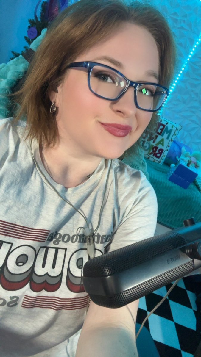 Whatshername tweet media