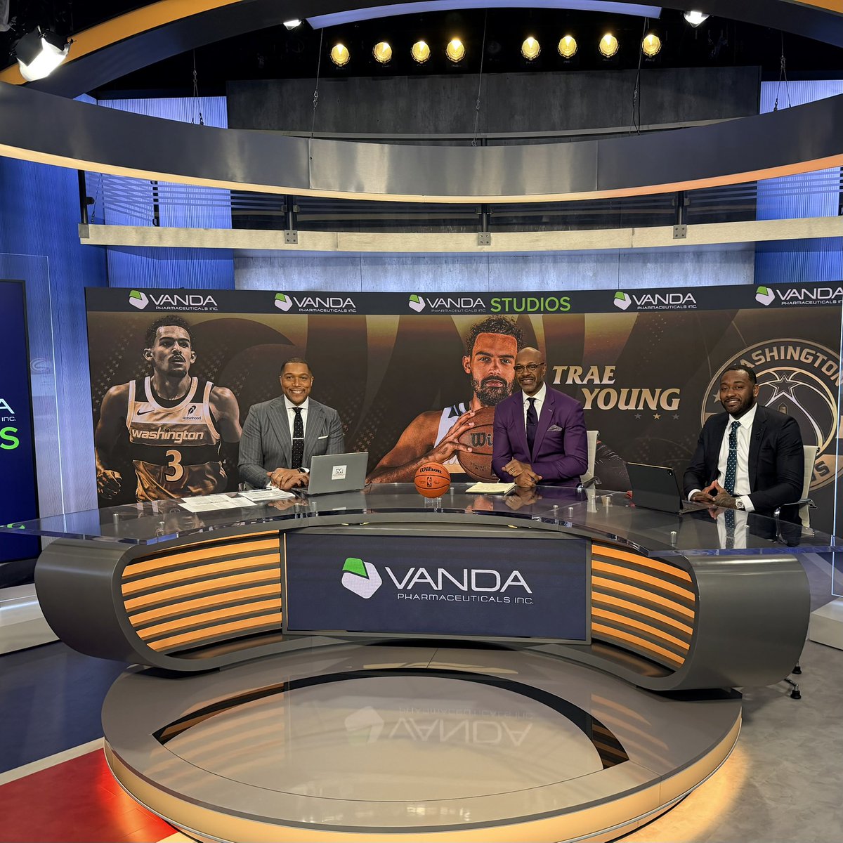 JohnWall's tweet image. and we back at it on @MonSportsNet wit my guys @realweshall &amp;amp; @MassenburgTony ‼️