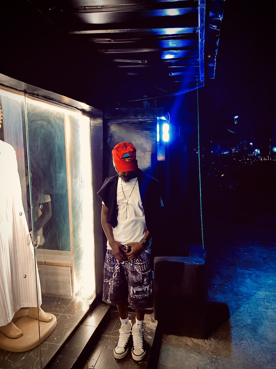 S A U C I tweet media