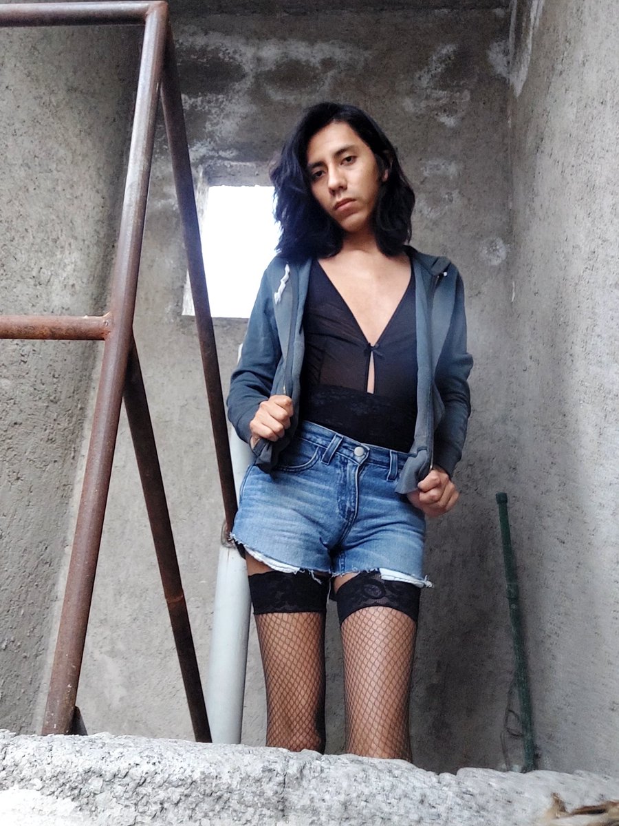 NessiTrans's tweet photo. #Femboy #Trap #Mexicana #Latina #OOTD https://t.co/2IAjtRaYmu
