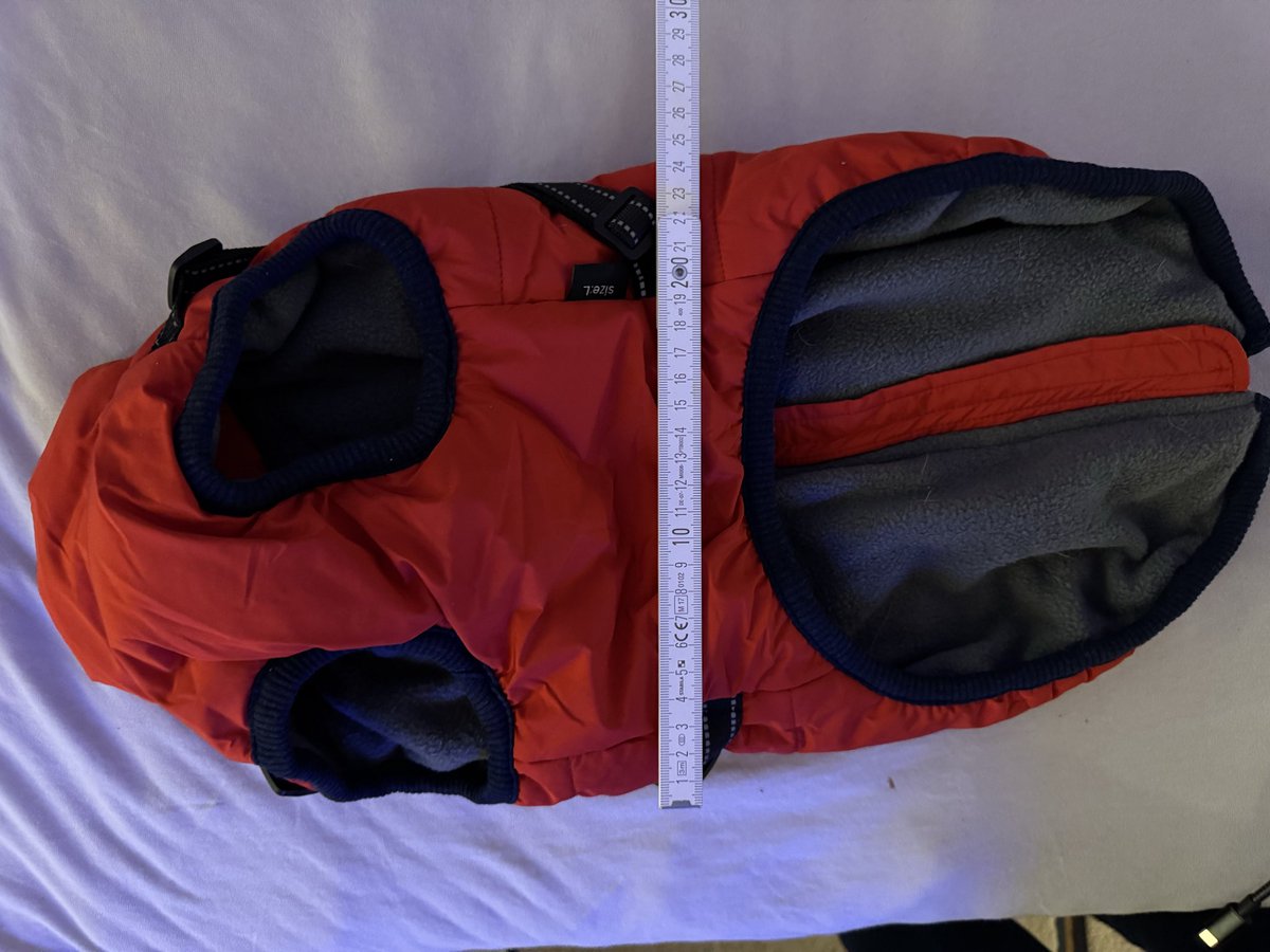 Jo_Hanna_Jo's tweet image. #wish2hand 
#twitterrudel 

Ich weiß, daß ich diesen Hundemantel für #wish2hand hier vor einigen Wochen schonmal gepostet habe, aber es gab null Reaktion und ich finde das Posting selbst nicht mehr wieder. 🤔

Wie dem auch sei, ich versuche es nochmals: 

Wer freut sich über…