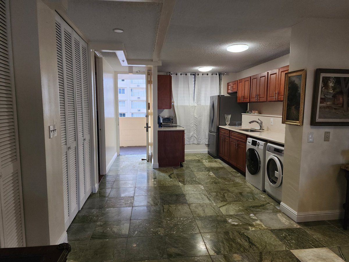 jonriki's tweet photo. Join me this Sun., Jan. 11, 2026, from 2:00 pm to 5:00 pm for our open house at 750 Kaheka St No. 1405, Honolulu, HI 96814, priced at $500K.

My assistant Mihye Cortese is assisting the showing of the property and can be reached at mihye@hawaii.rr.com and 808-398-7745.

#realty https://t.co/6UokcUNRAx