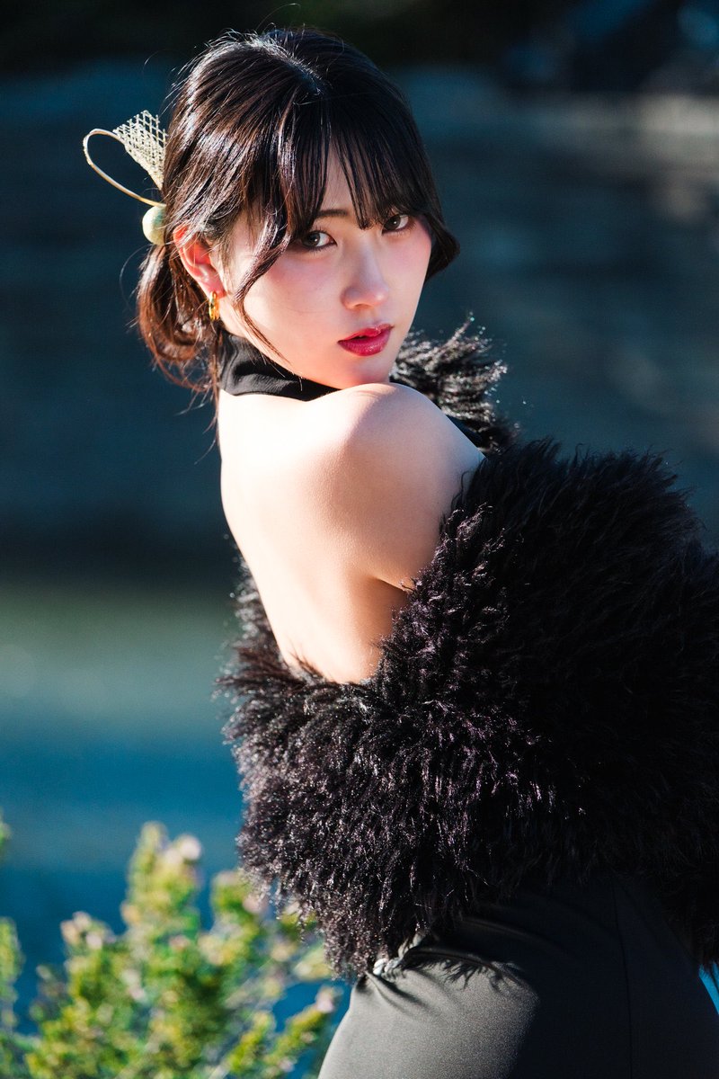 おはよう
真っ黒じゃ物足りない？