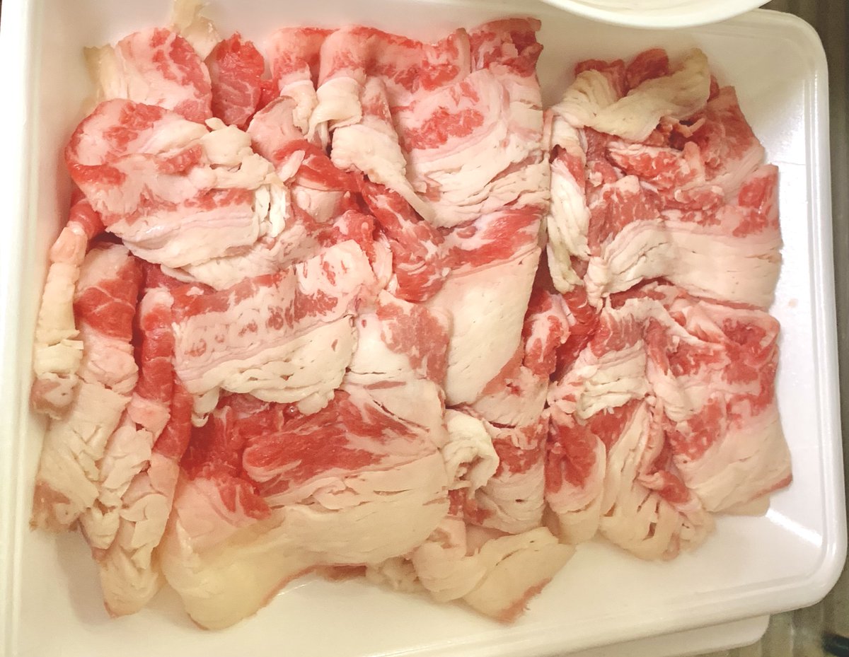 kikomotu's tweet image. こう言う脂身の多い牛肉って何で食べるのが正解だと思う？