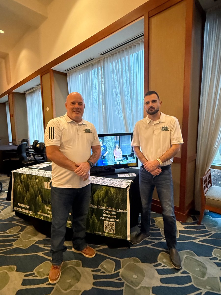 NIL Elite XC Camp at the <a href="/ITCCCA/">Illinois Track & CC</a> clinic. Coaches, stop by and let’s talk summer camp.