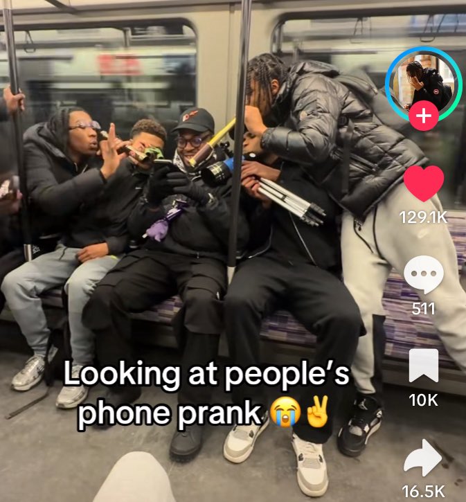 optdentity's tweet image. Smt the astral express crew would do to Mr. Yang 😭