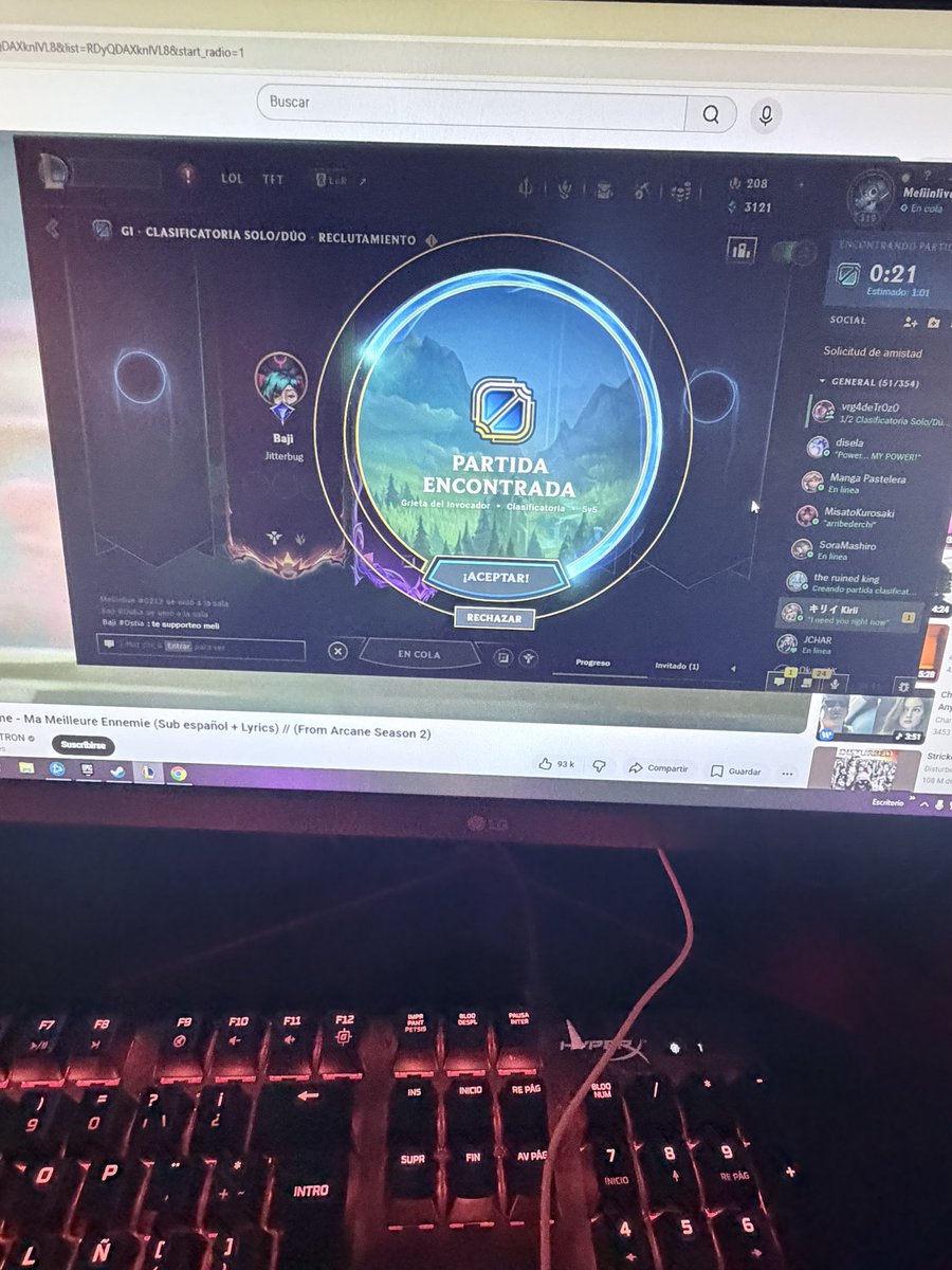 Meliinlive's tweet image. "Rentaste una pc pa jugar lol? "

Zi