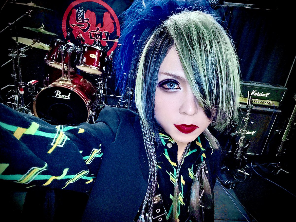 尊敬すべきバンドマン様のお言葉かと思ったら…違ったのね