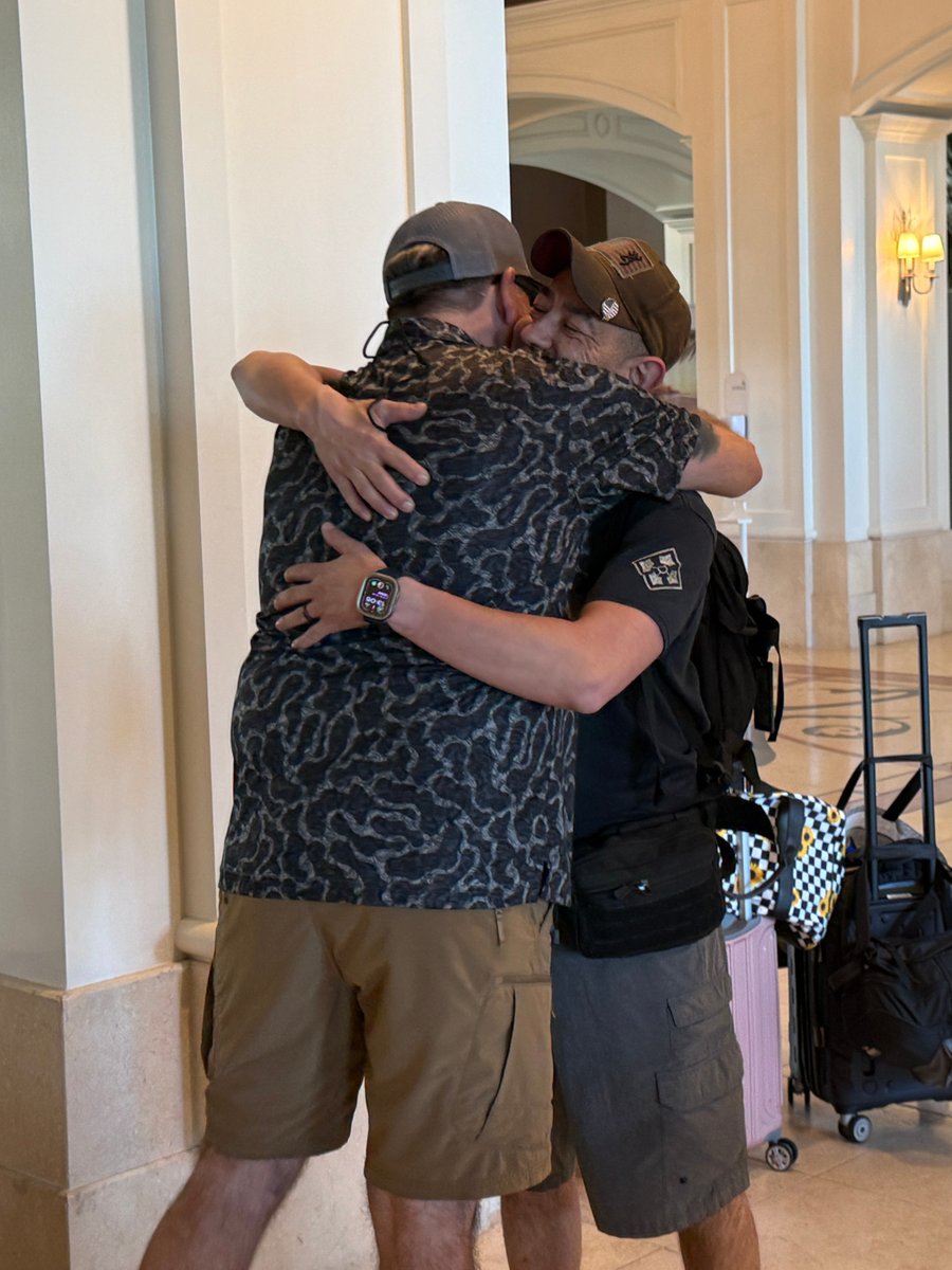 Tee It Up for the Troops tweet media