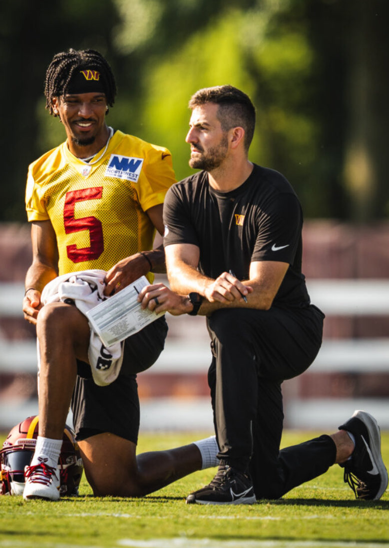 Dan Quinn rolling the dice and hiring David Blough. Love the hire. Super smart up and comer. nbcwashington.app.link/3BaqPfOGNZb