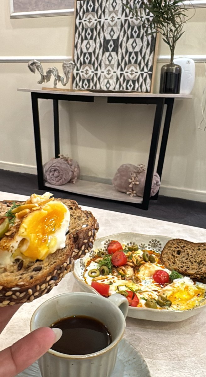 _At17's tweet image. Friday Morning 🩵