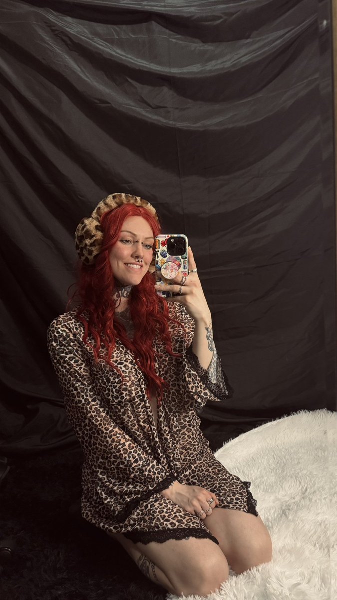 Oh hey guys 👋  im baaaackkkkkk