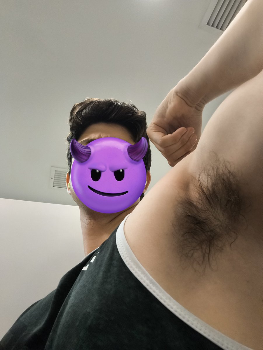 rafti_f's tweet image. Bora começar o ano 😈
Let's begin 😈
#armpits #biceps #pits #suvaco