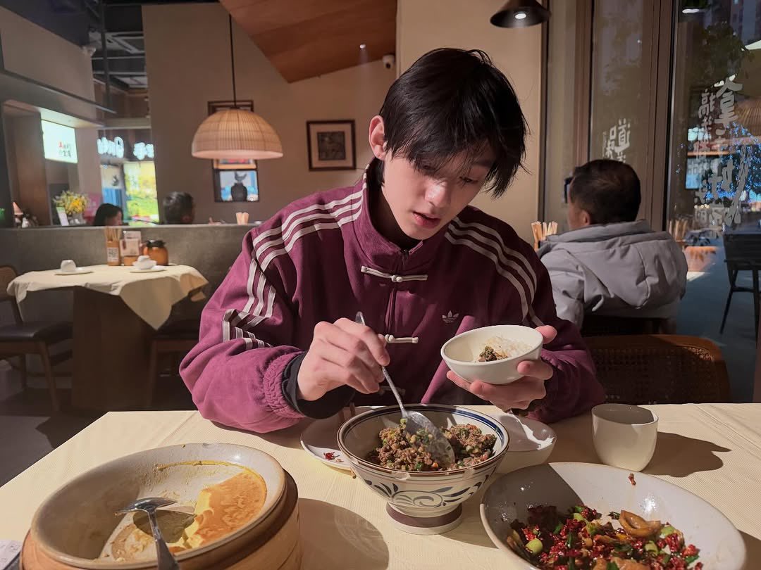 ling_gn's tweet image. 또 웬수남친롤 사진 들고왓닼ㅋㅋㅋㅋㅋㅋ ㅜㅜ