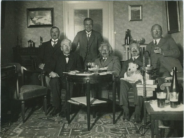 AlbertEinstein's tweet image. Albert Einstein at the age of 54, at his high school class reunion in 1933.