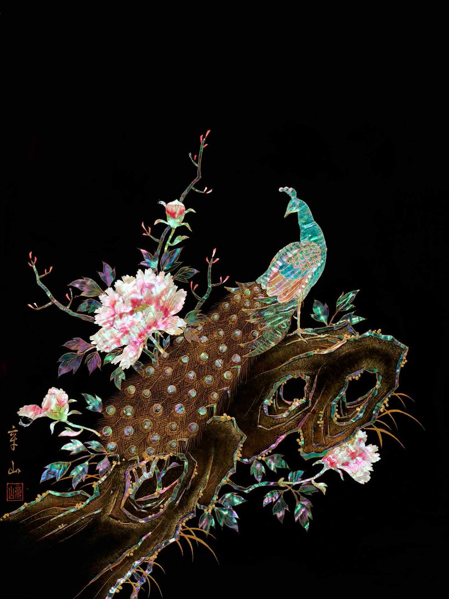 展示作品のご紹介：青貝細工絵《孔雀に牡丹》 (昭和時代｜日本│金子皓