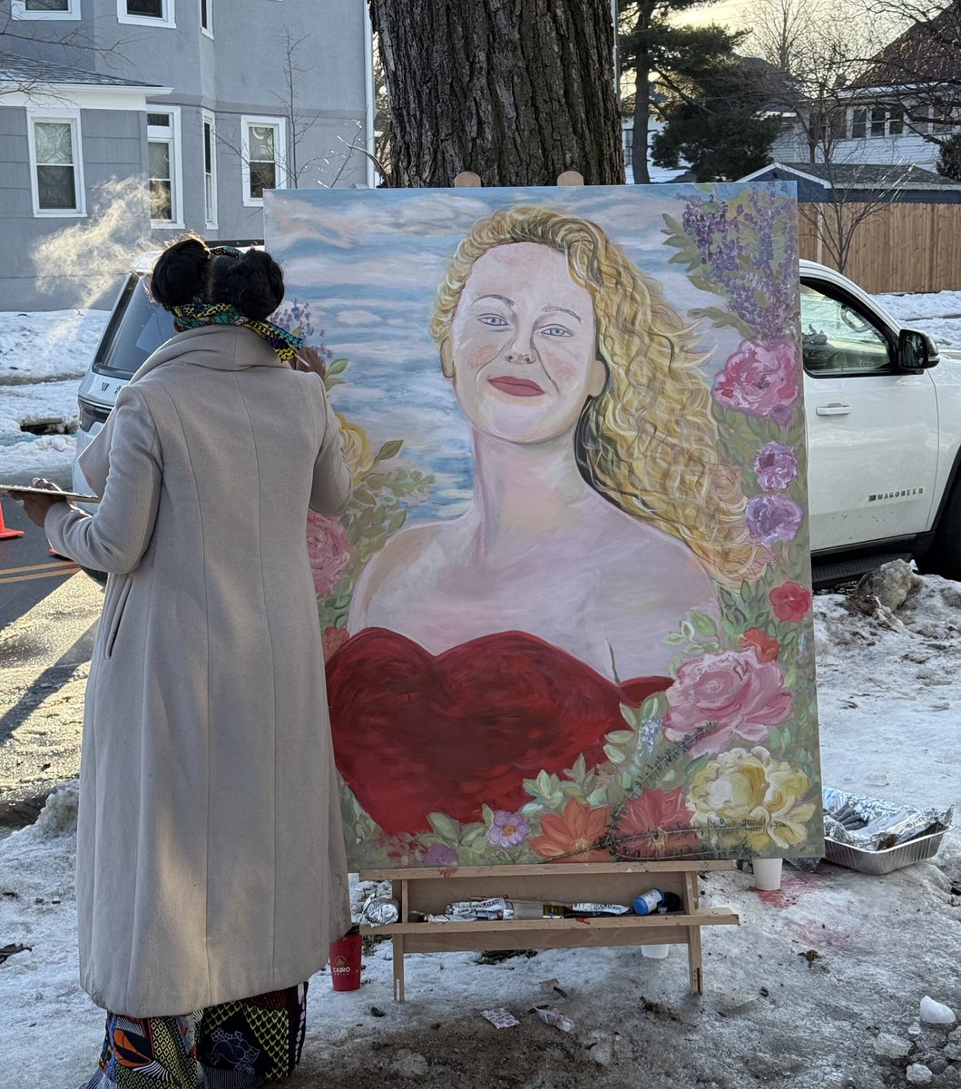 prem_thakker's tweet image. Today, this artist, Noval Noir, was painting a stunning portrait of Renee Good at the site of where she was killed