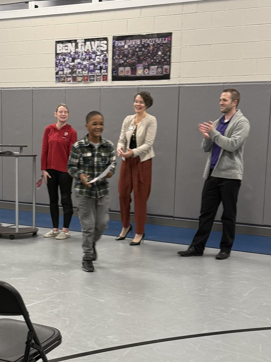 Ms. Kirkham 🤷🏼‍♀️ tweet media