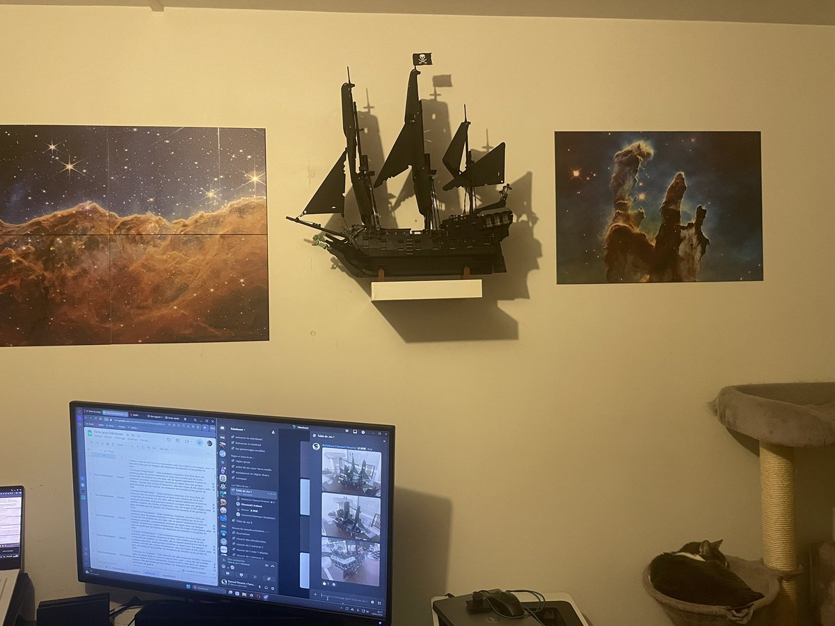 SVimaire's tweet image. J’ai fini mon #BlackPearl en #Lego. Bah il est très beau ! Je ne regrette pas de l’avoir acheté.
#AFOL