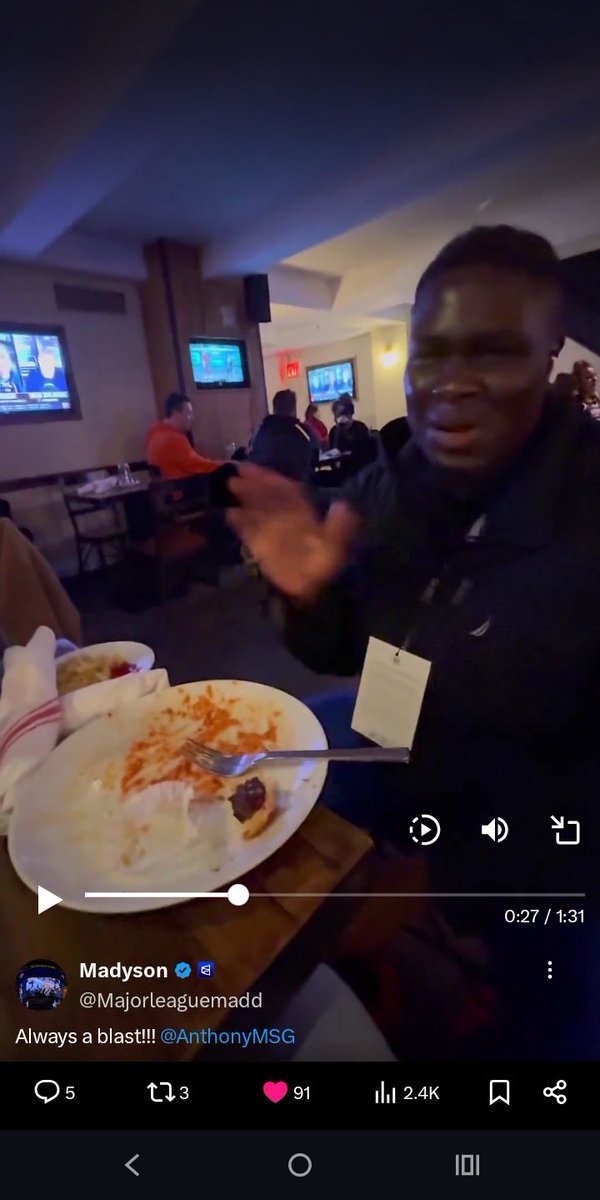 NYK_Mentality85's tweet photo. Our guy #Rouk is always eating good 😆 @BeenHim16 https://t.co/jkPv2YwWF2