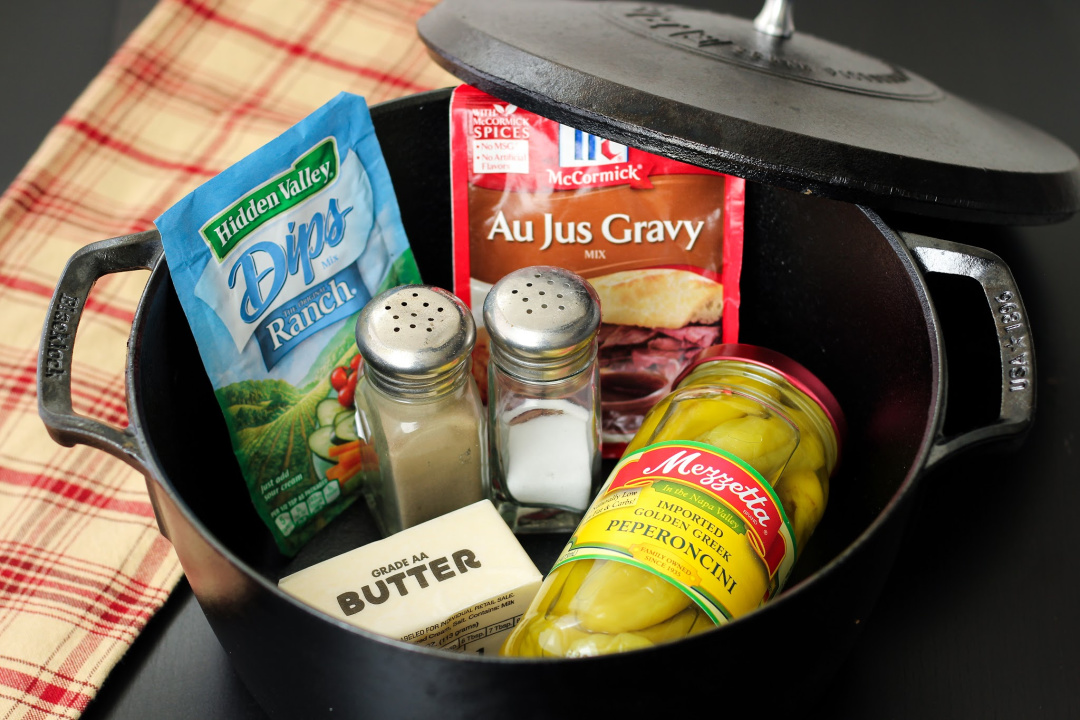 dutchovendaddy's tweet photo. Get the Recipe: https://t.co/lusur4DAR8
A tender Mississippi Pot Roast—savory, buttery, and fall‑apart delicious.
#MississippiPotRoast #DutchOvenCooking #SlowCookedBeef #ComfortFoodFavorites #FamilyDinnerIdeas #FallApartTender https://t.co/rdG1bCeo3z