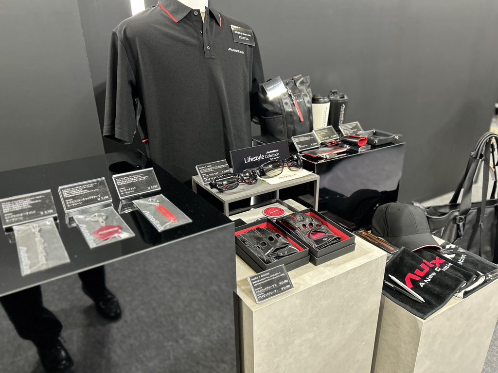 AutoExe_Inc's tweet image. 🎪 #東京オートサロン2026 開催中✨
一般公開がスタートしました！

AutoExeブースでは、チタン製パーツなど初展示の製品も公開中🔥
本日・明日の2日間、皆さまのご来場をお待ちしております！

#tokyoautosalon
#tas2026