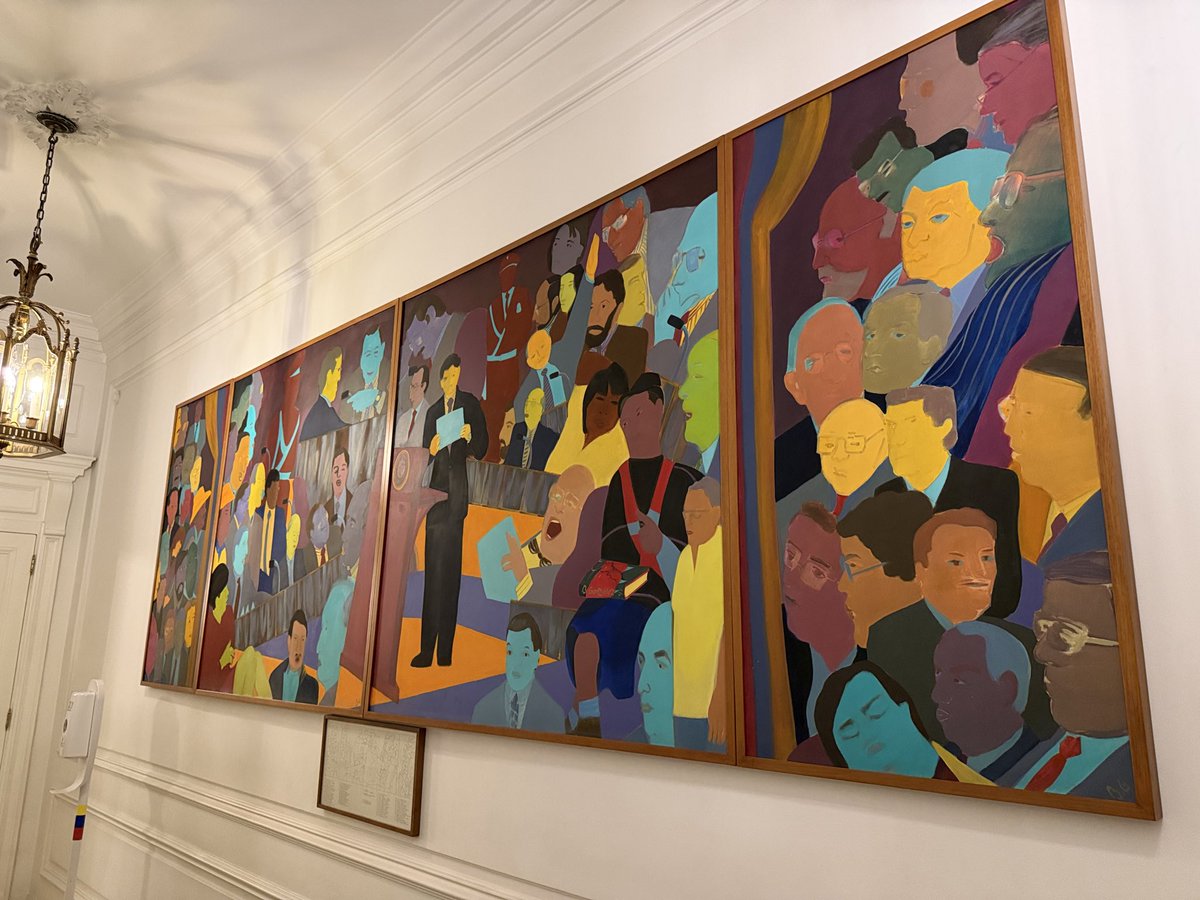 Lamento profundamente la muerte de la maestra Beatriz González, una artista imprescindible, valiente y profundamente política. 
Su obra ha sido inspiración para muchos y deja un valiosísimo testimonio de los momentos más turbulentos de nuestra historia reciente. Les comparto hoy