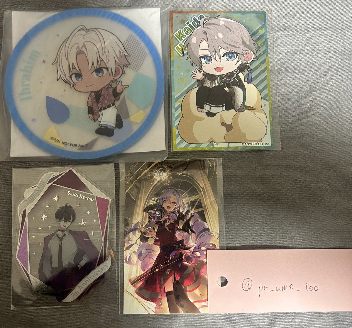 pr_ume_ioo's tweet photo. ・にじさんじ 7th Anniversaryランダムチェキ風カード Aグループ
・ART OF NIJISANJIランダムコレクションカード Dグループ その他 特典 交換 買取 譲渡

譲）画像のもの
求）同異種🎲さんor定価（希望額）+送料
※異種の場合品物の提示おねがいします https://t.co/emmeA6NvHo