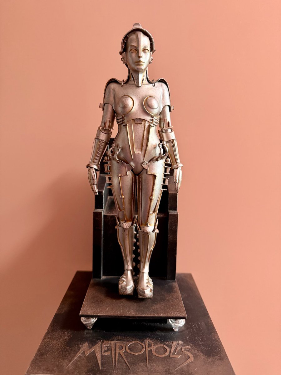 X-plus Maschinenmensch