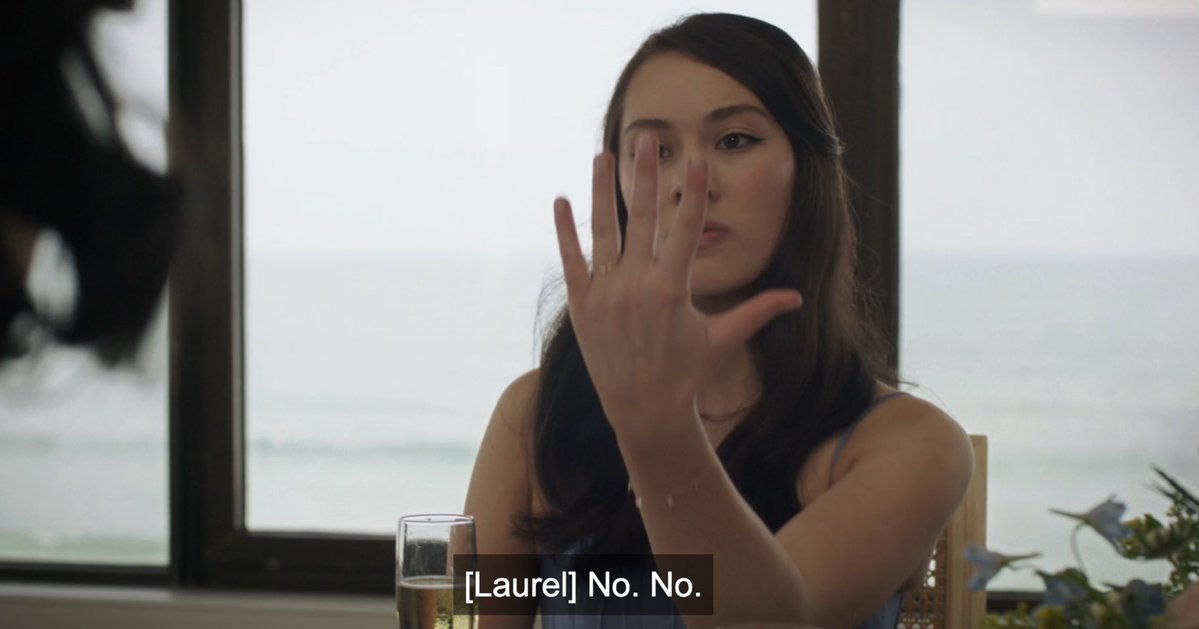 luvstvgracie's tweet image. not gonna lie i zoomed in and still can’t see this dumbass ring. 😭😭