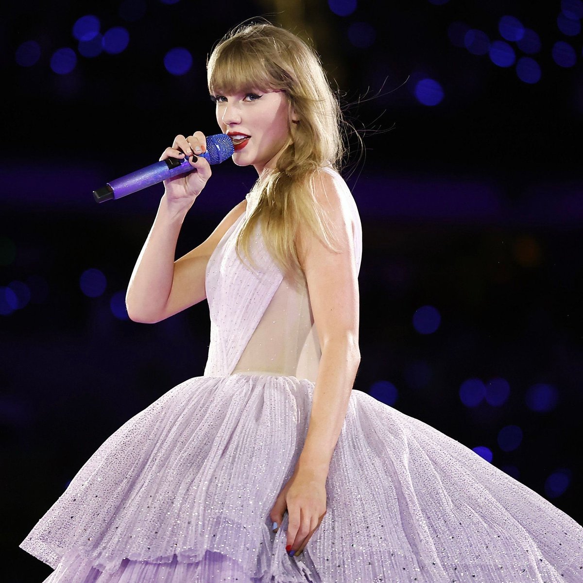 TheSwiftSociety's tweet photo. 🎶| Taylor Swift’s closest songs to 1 BILLION Spotify Streams 

- Karma: 990 Million
- Enchanted: 986 Million 
- Wildest Dreams TV: 985 Million 
-…Ready For It?: 984 Million
- The Man: 981 Million https://t.co/zQ2JGF4yXe