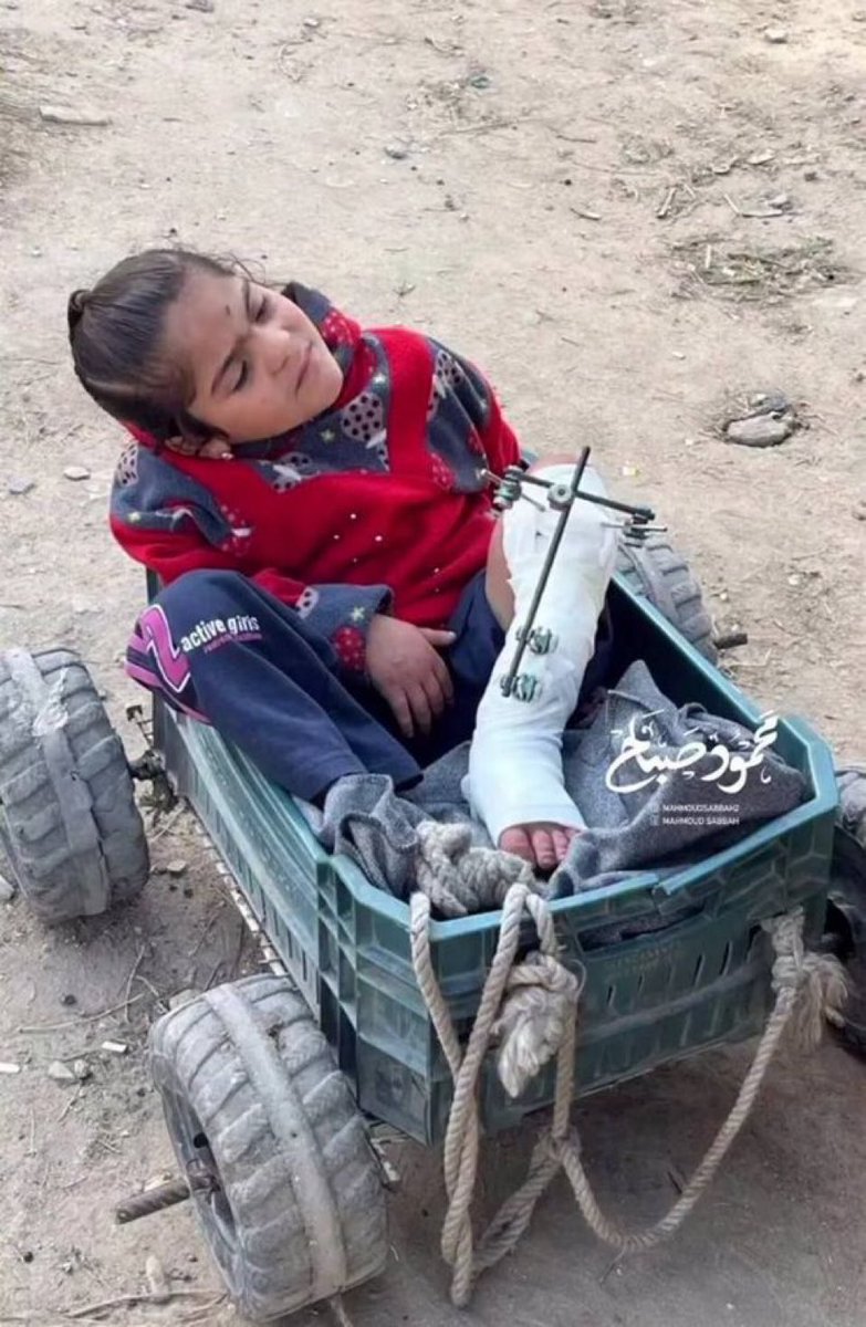 لا تتوقف عن النشر فصمتك خيانة 

-غزة