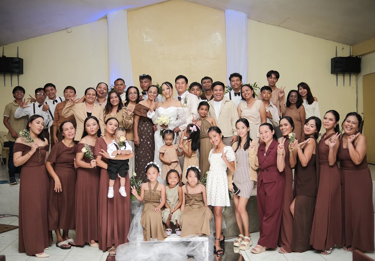 dhai215's tweet photo. My Big Family ❣️ @Jessica &amp; Jaynile wedding ❣️ https://t.co/of9cw91eaE