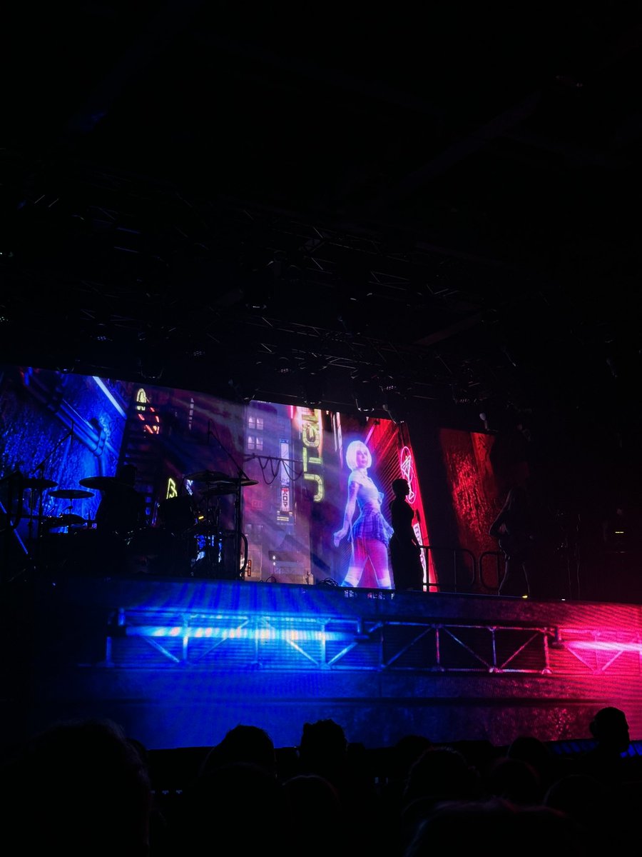rainechiara's tweet photo. n1 done. halseychella weekend never end pls. https://t.co/VXt8Ygy9Cz