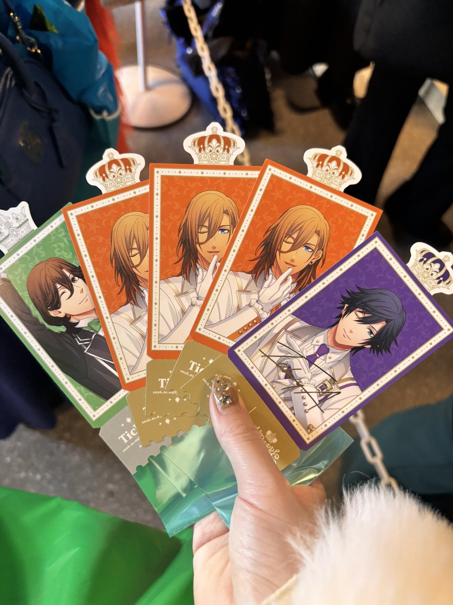 ron_tea_'s tweet photo. 【交換】　うたプリ　ワンダーランド　UTA☆PRI WONDERLAND -15th Anniversary-
物販特典チケット風カード UTA☆PRI WONDERLAND Ver.

《譲渡》トキヤ(箔押し)、レン3、嶺二
《求む》那月

現地手渡し希望。箔押しは箔押しとの交換のみ
事前物販に並んでいるため、お時間いただきます。 https://t.co/lDdwHieTxn