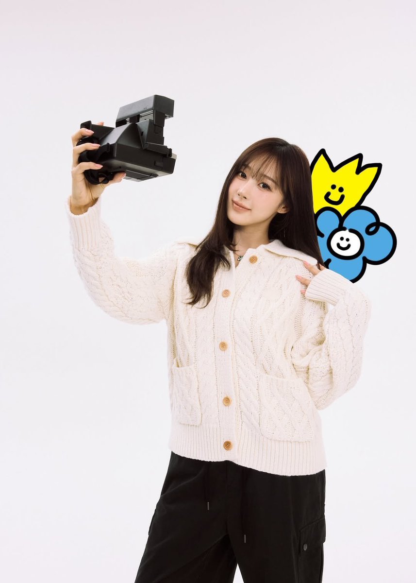 wntrult's tweet image. aespa GISELLE in new photos for Wacky WiLLy.