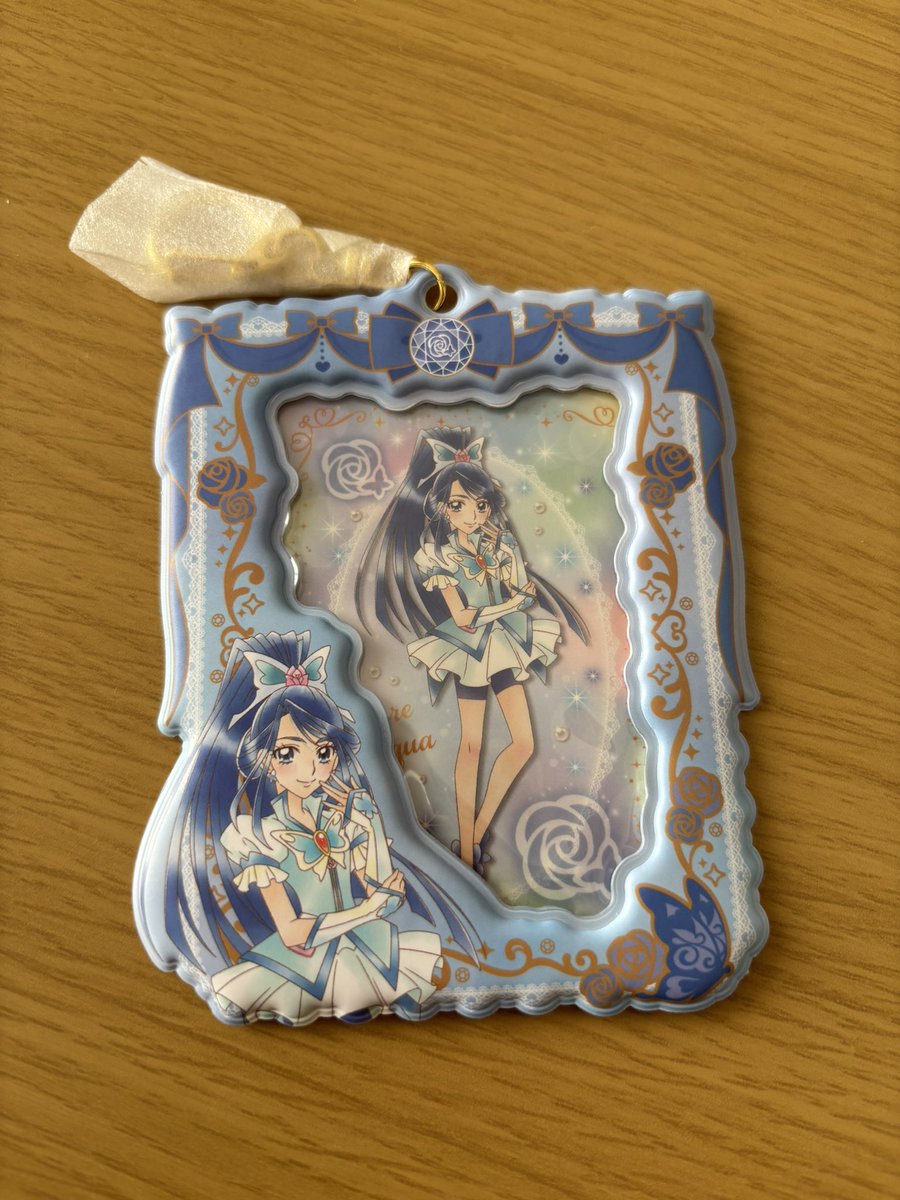 komohayaaa613's tweet photo. @0oy3_ 検索より失礼します。 
こちらのアクアとブルーム交換可能でしょうか？
ご検討よろしくお願いします。 https://t.co/54AySh4Edj