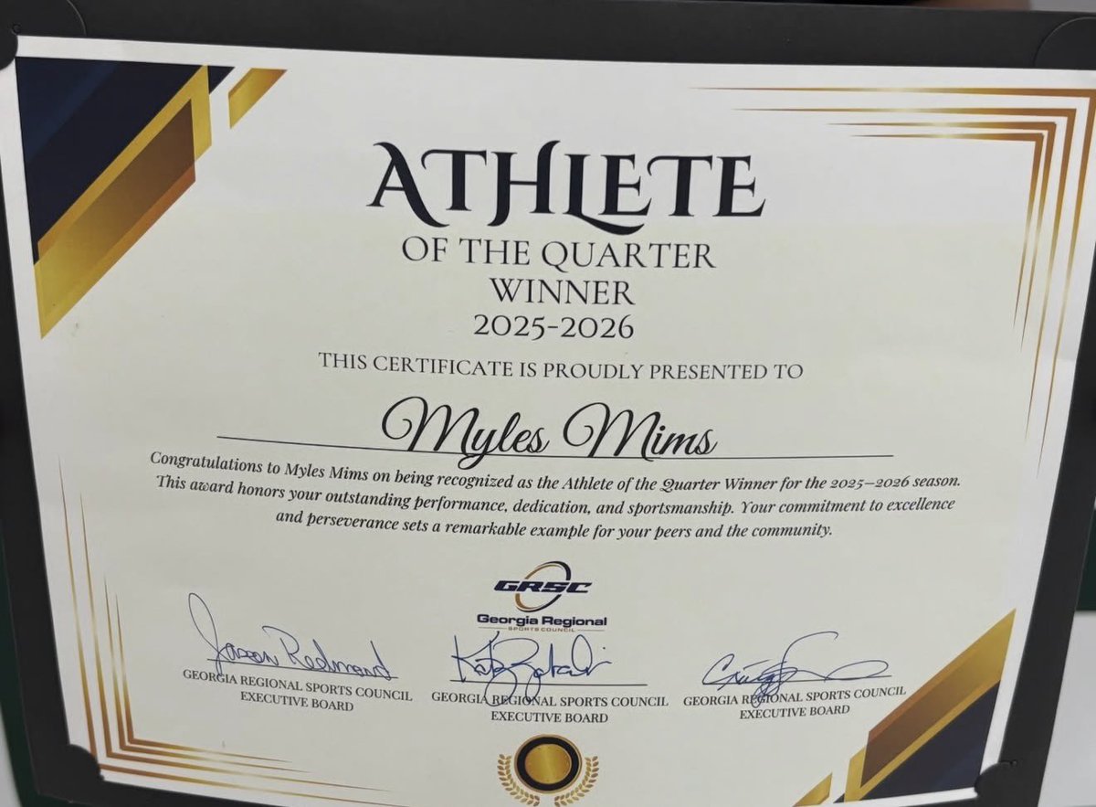 MylesMims's tweet image. Beyond Blessed to be named GRSC athlete of the quarter and now in the running for athlete of the year. @EastsideFB #Blessed #Scholar @CoachCawthon