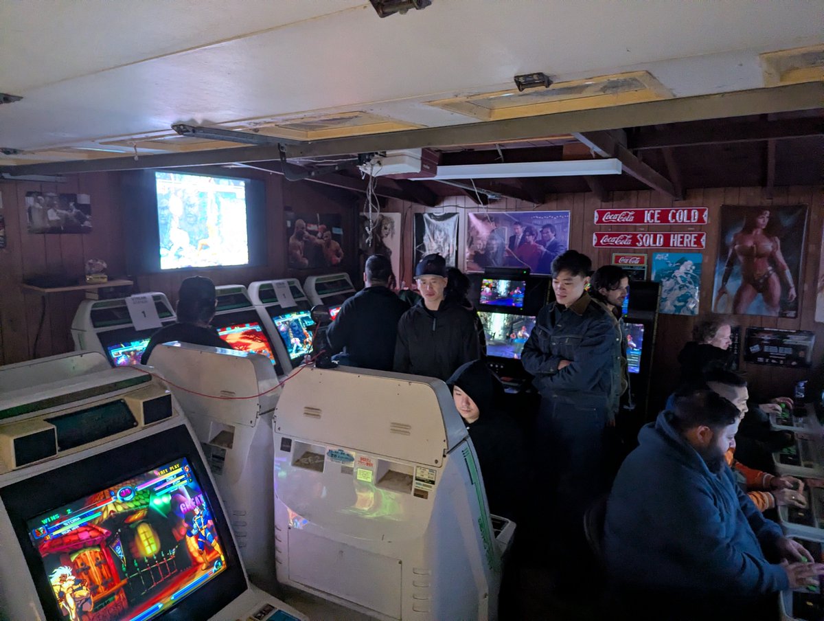 We're live w 3rd Strike at Dons Arcade! twitch.tv/baalsdepe