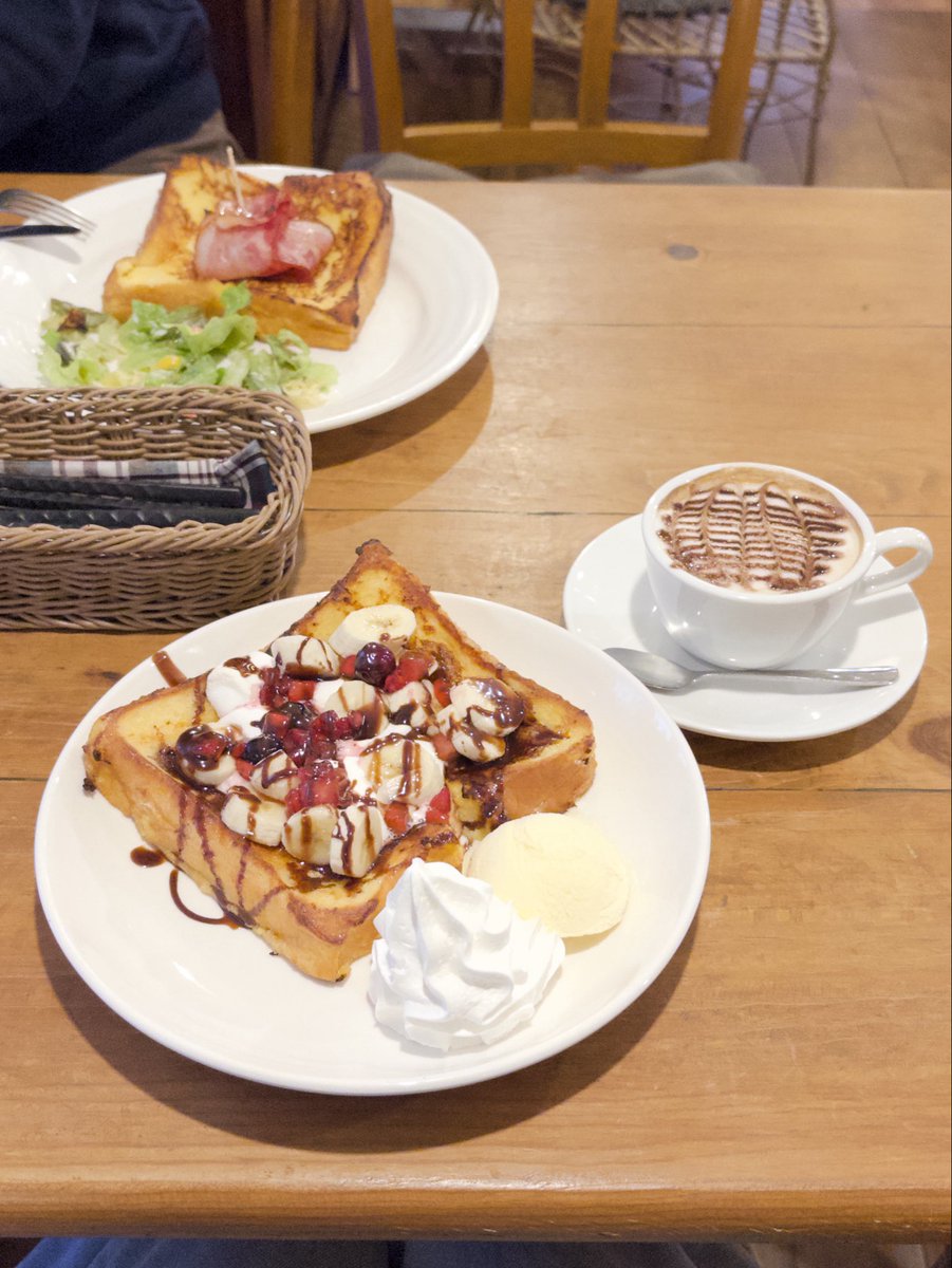 ran2044931's tweet photo. 地元喫茶店
フレトー激うまだった。

#日常垢 #日常垢さんと繋がりたい https://t.co/onGfwXVKa2
