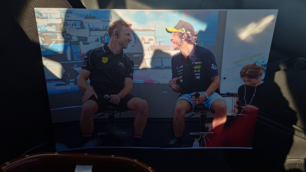 ThinkingDogs出品しているもの全て(写真に乗り切ってないです) ThinkingDogs出品しているもの全て(写真に乗り切ってないです